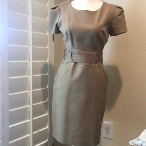 Gorgeous Tahari dress - Picture 2 of 7